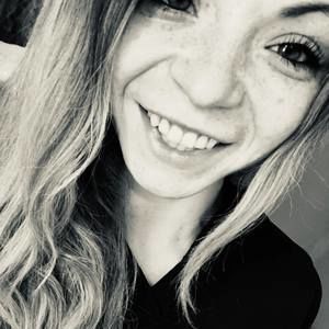 Meet your Posher, Emilie